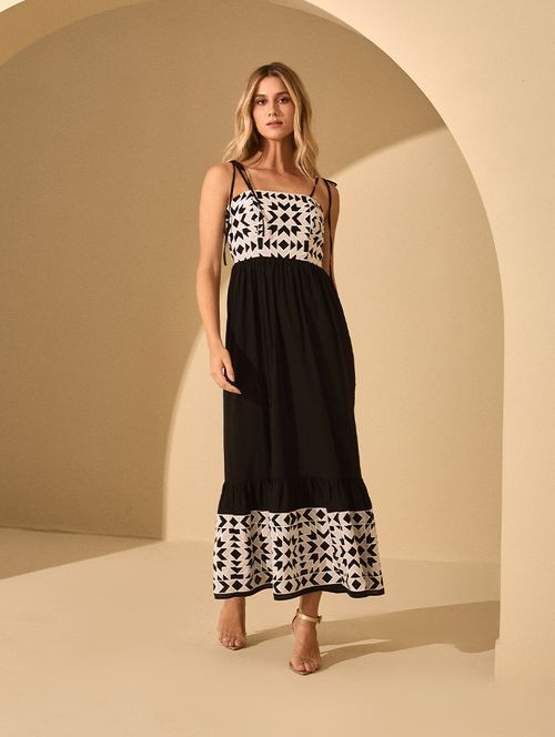 Vestido Midi Algodão Bordado - Preto