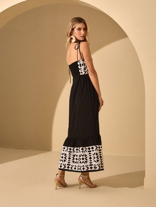 Vestido Midi Algodão Bordado - Preto
