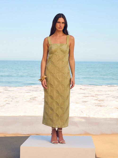Vestido Bordado Resort Fivela
