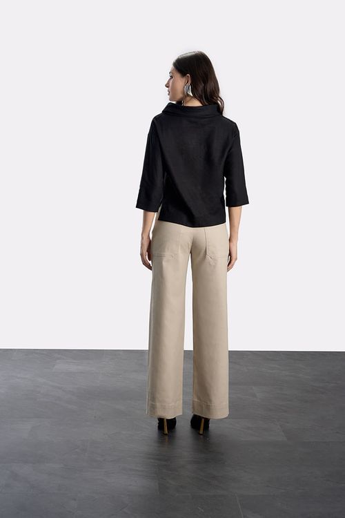 Blusa Gola Wash - Preto