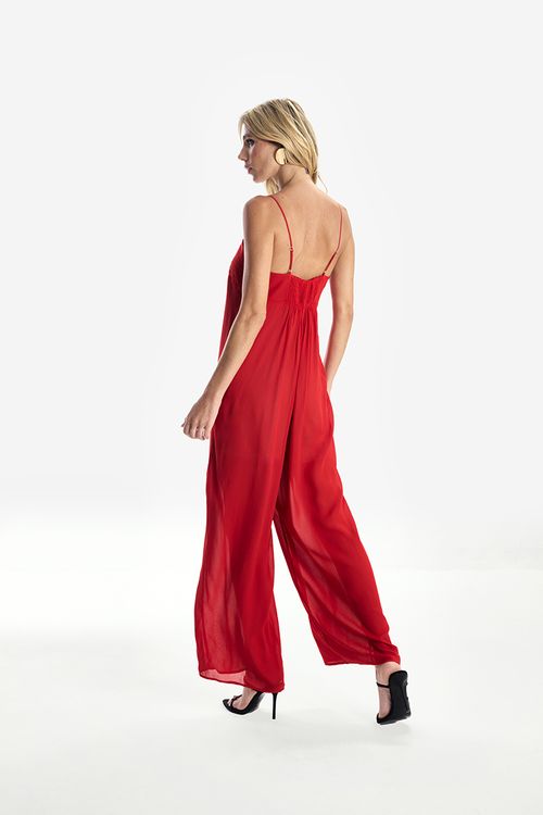 Macacão Pregas Style GGT - Vermelho Pimenta