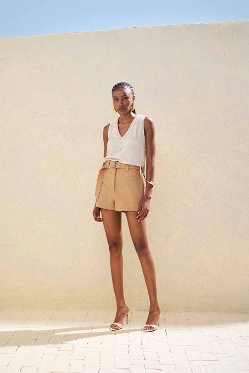 Short Pespontos Cinto - Amêndoa