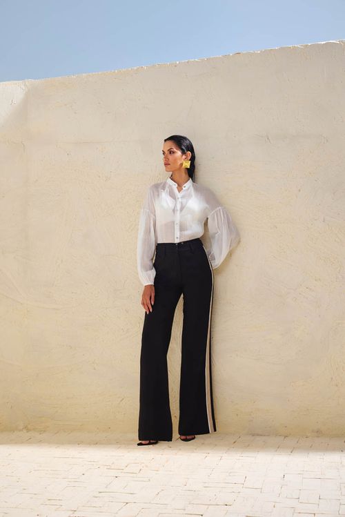 Calça Alfaiataria Lista Lateral - Preto