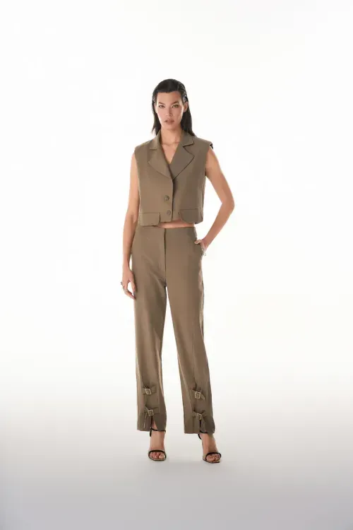 Conjunto Alfaiataria Atemporal - Azeite