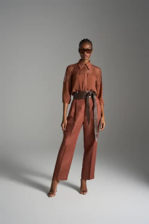Camisa Chiffon e Renda - Cognac